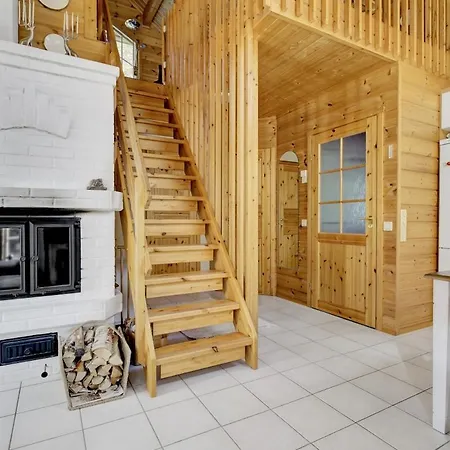 ヴィラ Nova ピュハトゥントゥリ