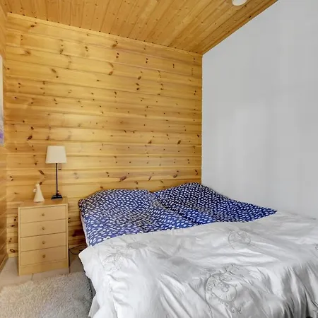 Nova ヴィラ ピュハトゥントゥリ