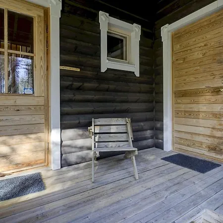 ヴィラ Nova ピュハトゥントゥリ