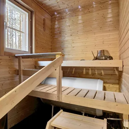 Nova ヴィラ ピュハトゥントゥリ